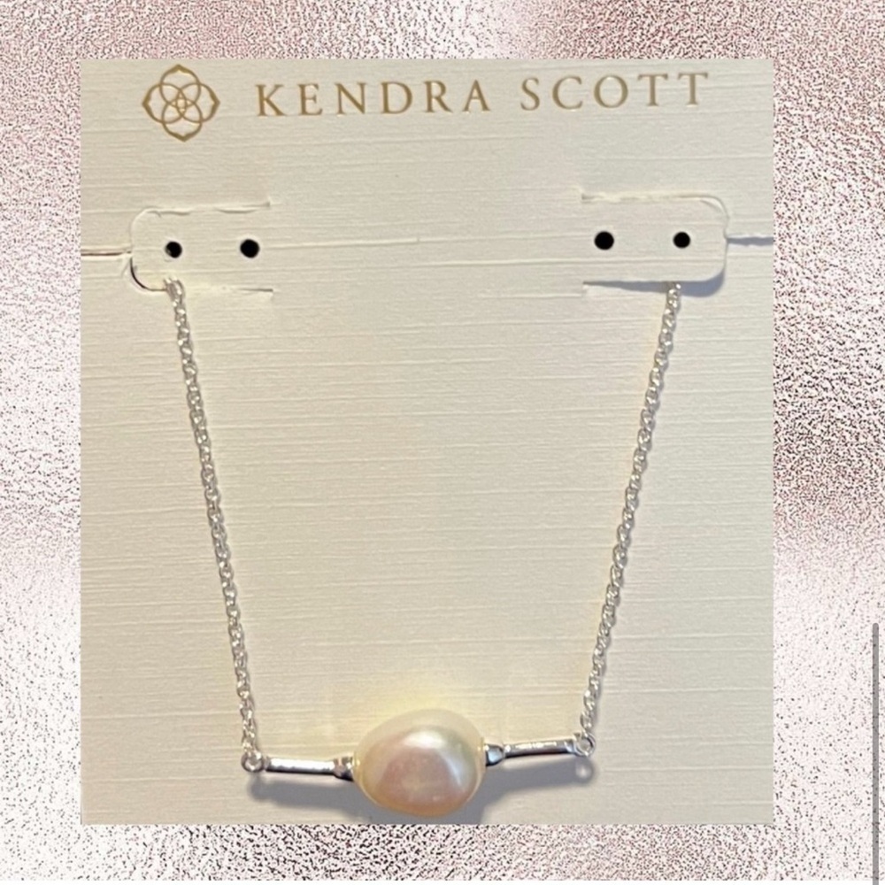 LOWEST PRICE AUTHENTIC KENDRA SCOTT 🆑 Final Sale-No Offers-No Shipping Discount - Picture 2 of 3